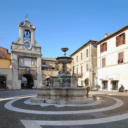 Casa Piazza Del Comune Hotel Sutri Buitenkant foto